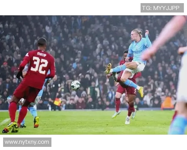 曼城与利物浦激战成和16比分背后的精彩瞬间与战术分析 曼城与利物浦激战成和16比分背后的精彩瞬间与战术分析